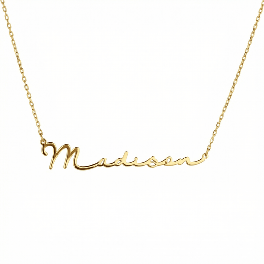 Personalized Name Necklace in 18K Gold Vermeil. Tarnish-resistant, perfect for daily wear.