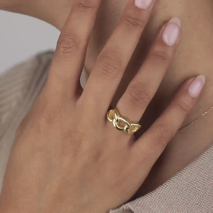 Oversize Chain Ring in 18K Gold