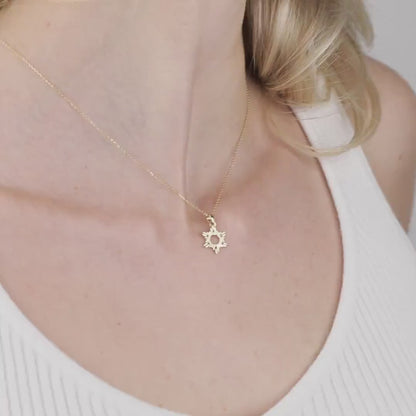 Star of David Necklace in 18K Gold
