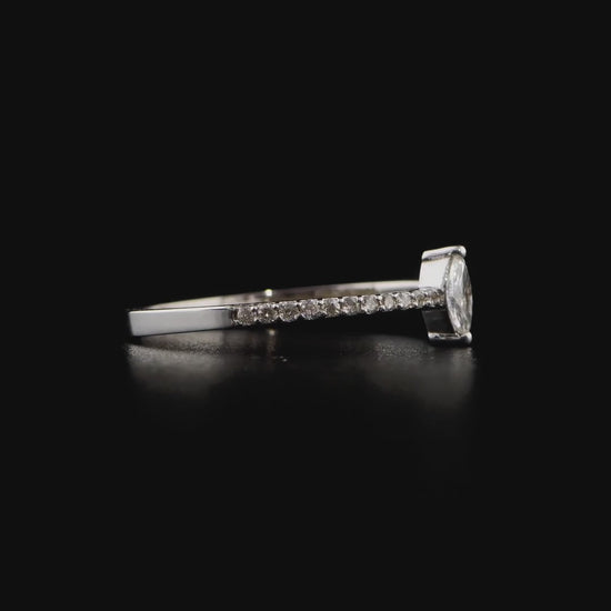 360 degree video of the natural marquise diamond solitaire ring in 18K white gold