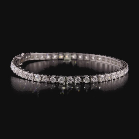 360 degree video of the 4.78 ct tw natural diamond tennis bracelet in 14K white gold