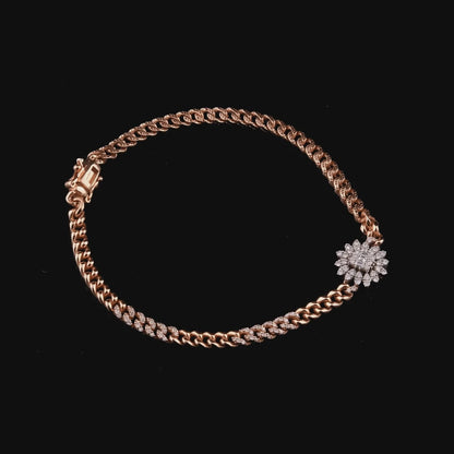 360 degree video of the natural diamond baguette sunburst curb bracelet in 14K rose gold