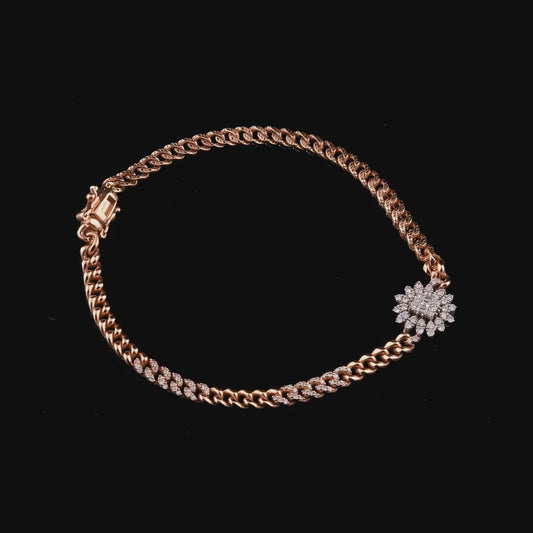 360 degree video of the natural diamond baguette sunburst curb bracelet in 14K rose gold