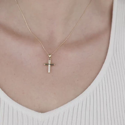 Small Cross Necklace in 18K Gold