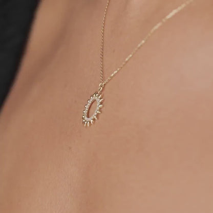 Pavé Sun Necklace in 18K Gold