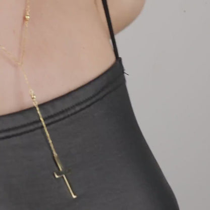 Cross Pendant Necklace in 18K Gold