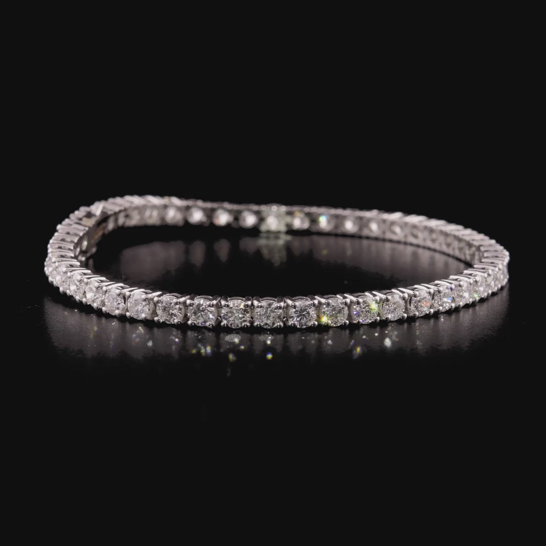 360-degree video of the 6.68 ct tw natural diamond tennis bracelet in 14K white gold