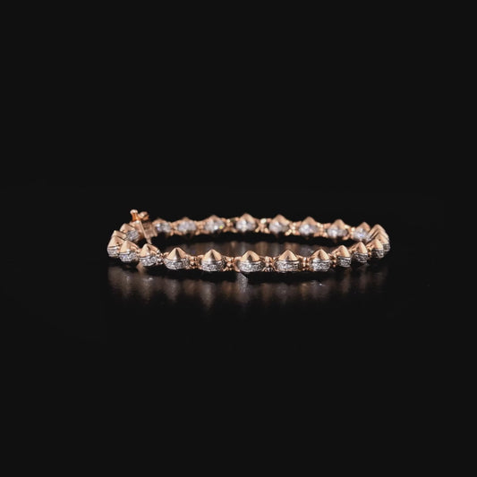360 degree video of the natural diamond two-tone link bracelet in 14K rose gold