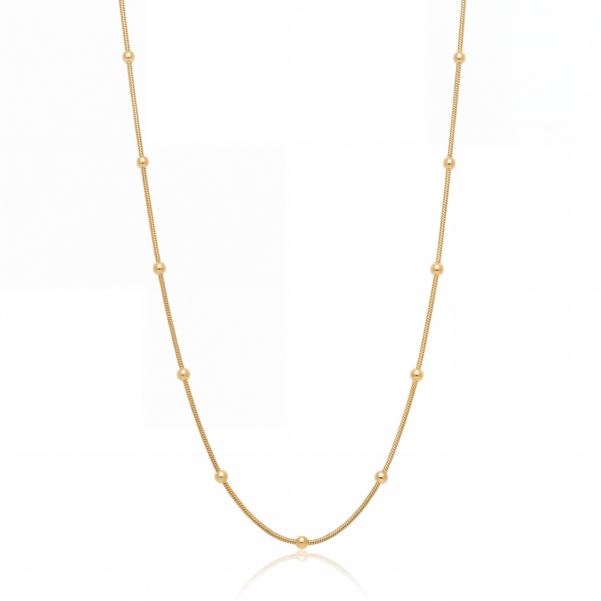 Satellite chain necklace in 18K gold, 1 mm coda di topo chain with beads on white background