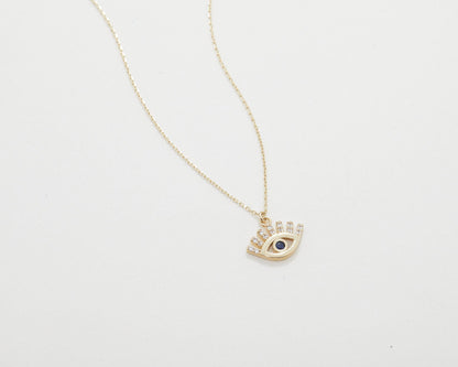 The Silver Evil Eye Necklace as a wedding gift in 18K Gold Vermeil. Safe for sensitive skin, made for keeping.