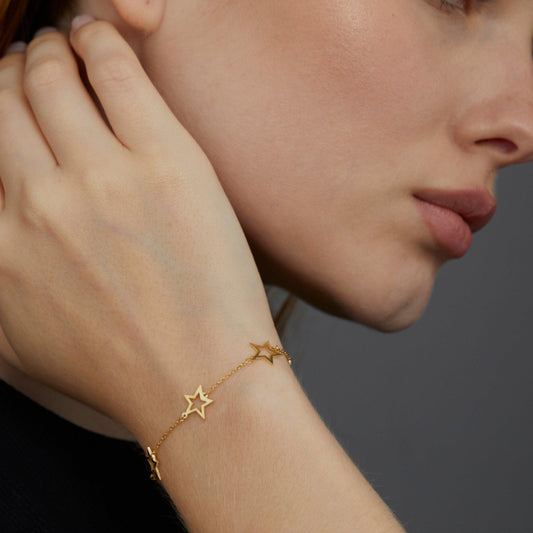 Close detail of the Star Bracelet in 18K Gold Vermeil. Safe for sensitive skin, premium handmade jewelry.