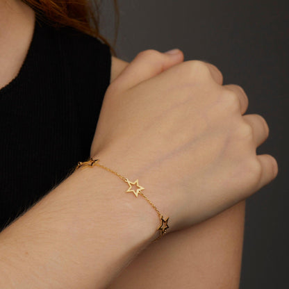 Star Bracelet in Glamour Jewelry House gift box — 18K Gold Vermeil graduation gift. Tarnish-resistant.