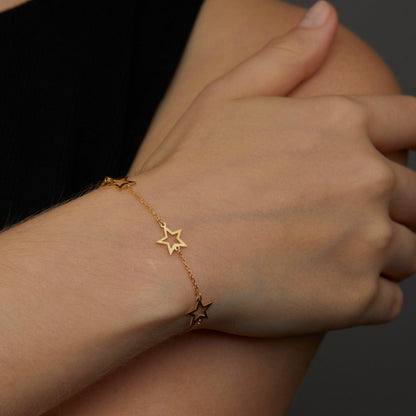 The Star Bracelet as a graduation gift in 18K Gold Vermeil. Safe for sensitive skin, made for keeping.