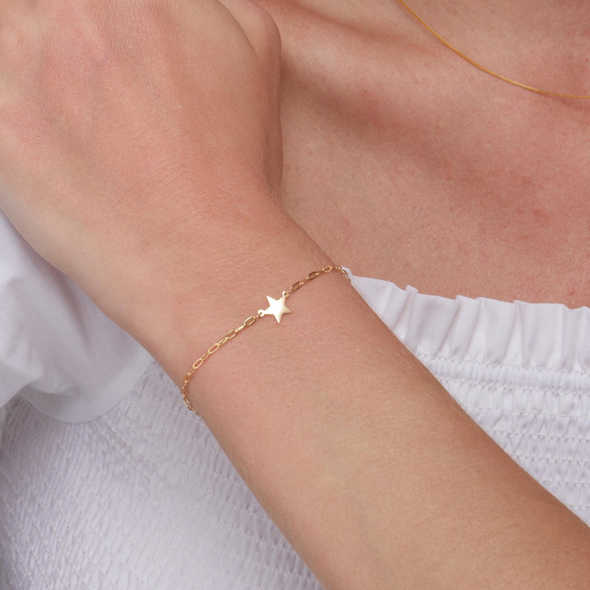 Close detail of the Star Celestial Bracelet with Paperclip in 18K Gold Vermeil. Safe for sensitive skin, premium handmade.