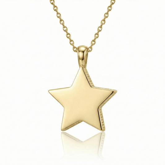 Dainty Star Necklace in 18K Gold Vermeil. Tarnish-resistant, perfect for daily wear.