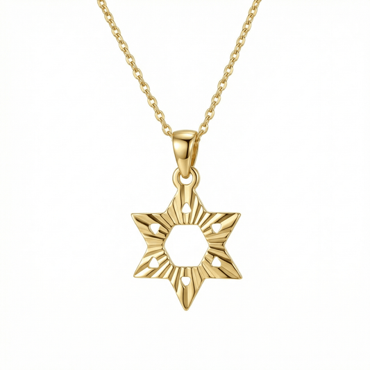 Star of David Necklace in 18K Gold Vermeil. Tarnish-resistant, perfect for daily wear.