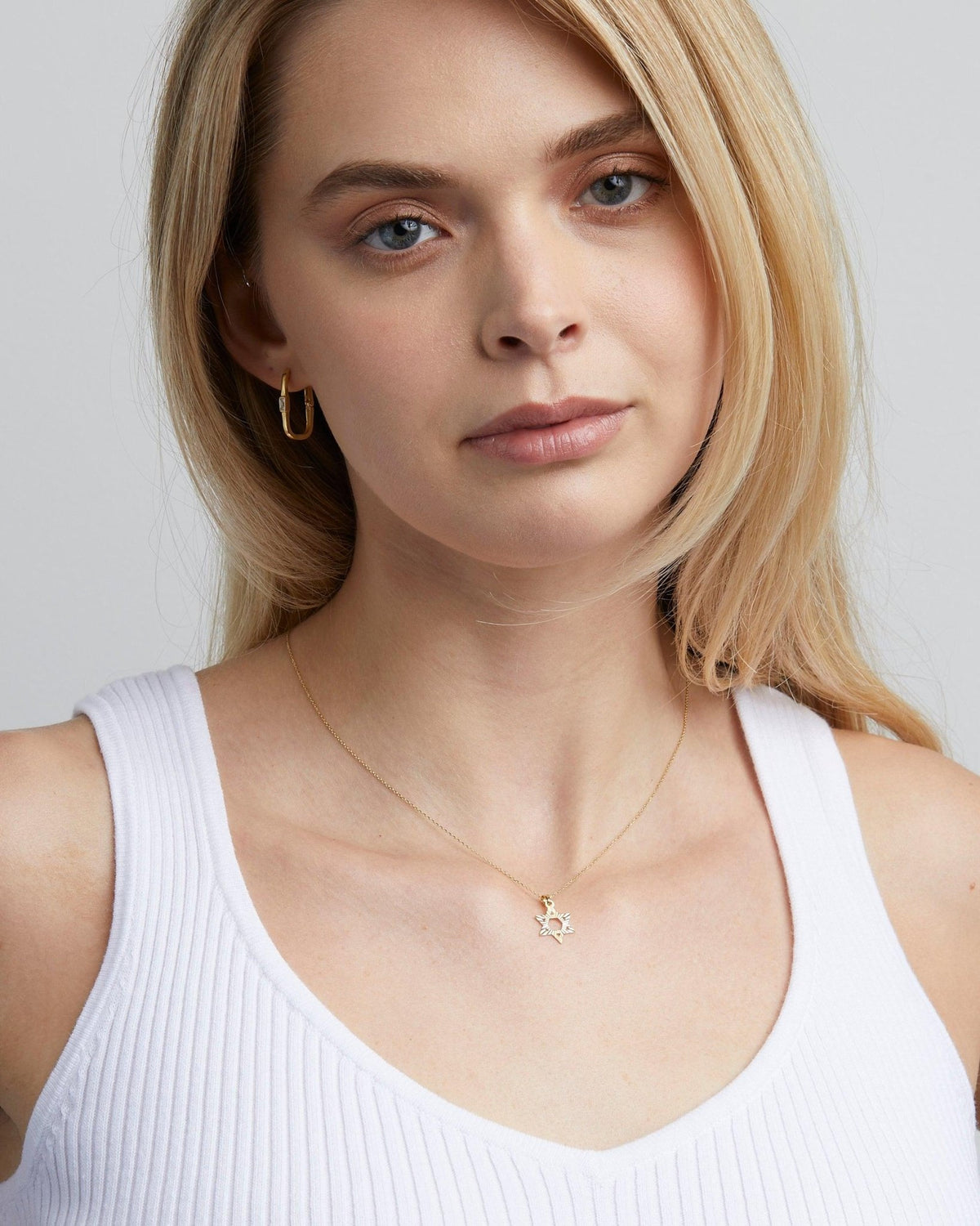 The Star of David Necklace as a wedding gift in 18K Gold Vermeil. Safe for sensitive skin, made for keeping.