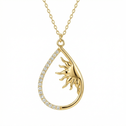Sun Necklace in 18K Gold Vermeil. Tarnish-resistant, perfect for daily wear.