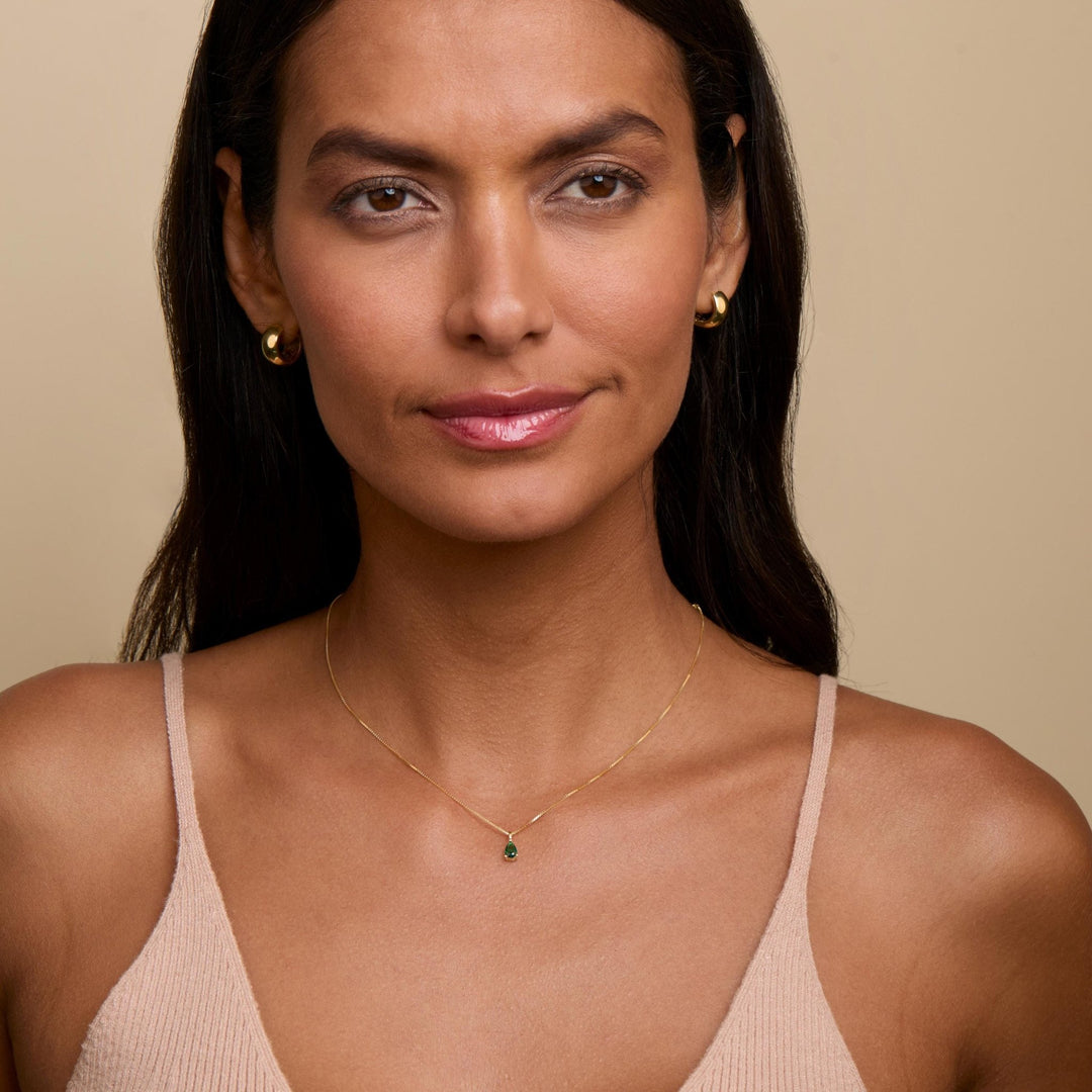 Teardrop Birthstone Necklace in Glamour Jewelry House gift box — 18K Gold Vermeil mother's day gift. Tarnish-resistant.